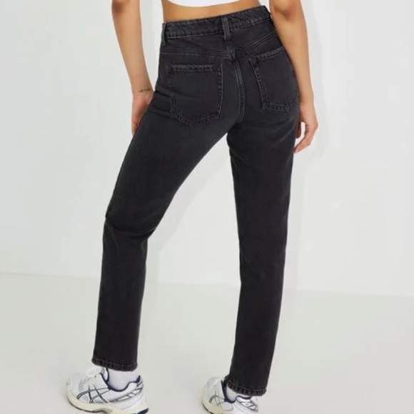 Garage Mom Jean - Picture 2 of 5